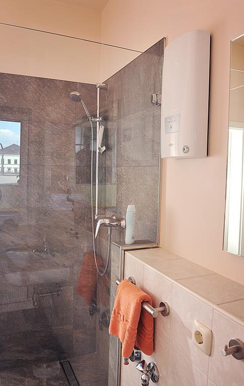 Apartmenthaus Stadt Metz Дрезден Номер фото